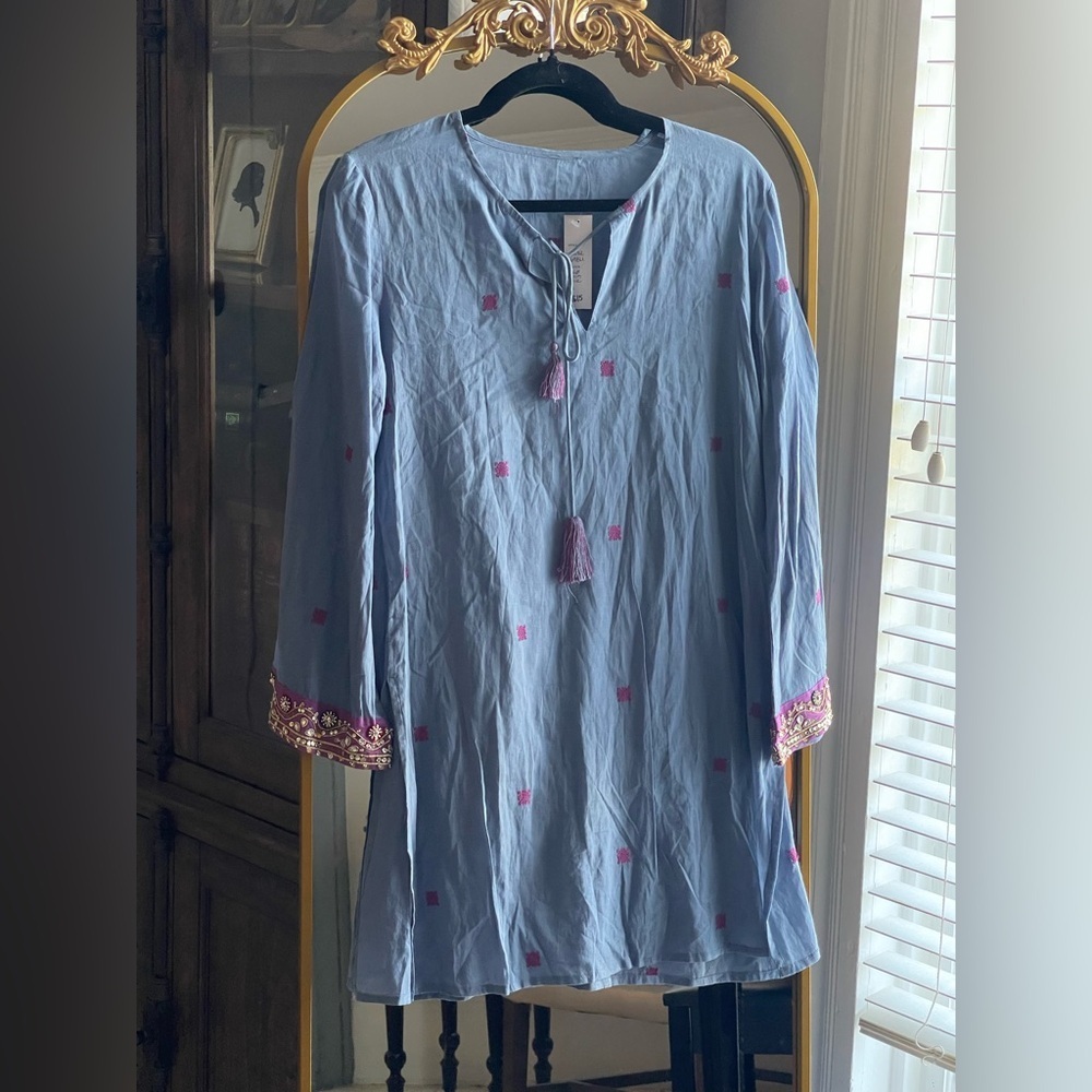 Chaudry NWT SAMPLE Blue Long Sleeve Tunic with Beaded Pink Embroidery